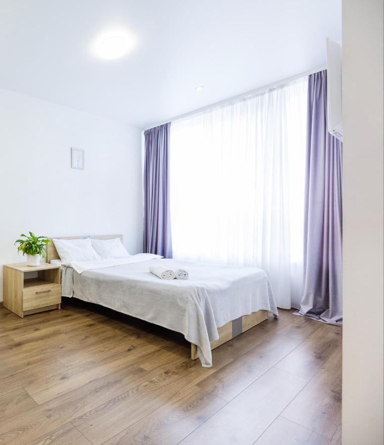 Nyvky Like Home - Studio - Apt 20 Kiev Eksteriør bilde